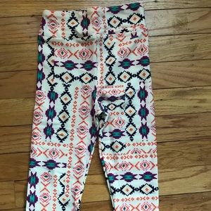 LuLaRoe Kids leggings. Size s/m